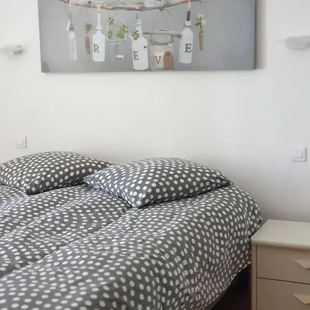 Maison Au Calme 900 M De La * 梅尔河畔的巴兹